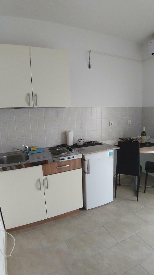Guesthouse Villa Jurisic Novalja Bagian luar foto